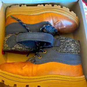 Carter’s shoe bundle